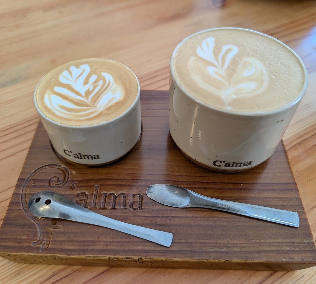 Coffee at C'alma Coffee Room, specialty coffee shop in Porto