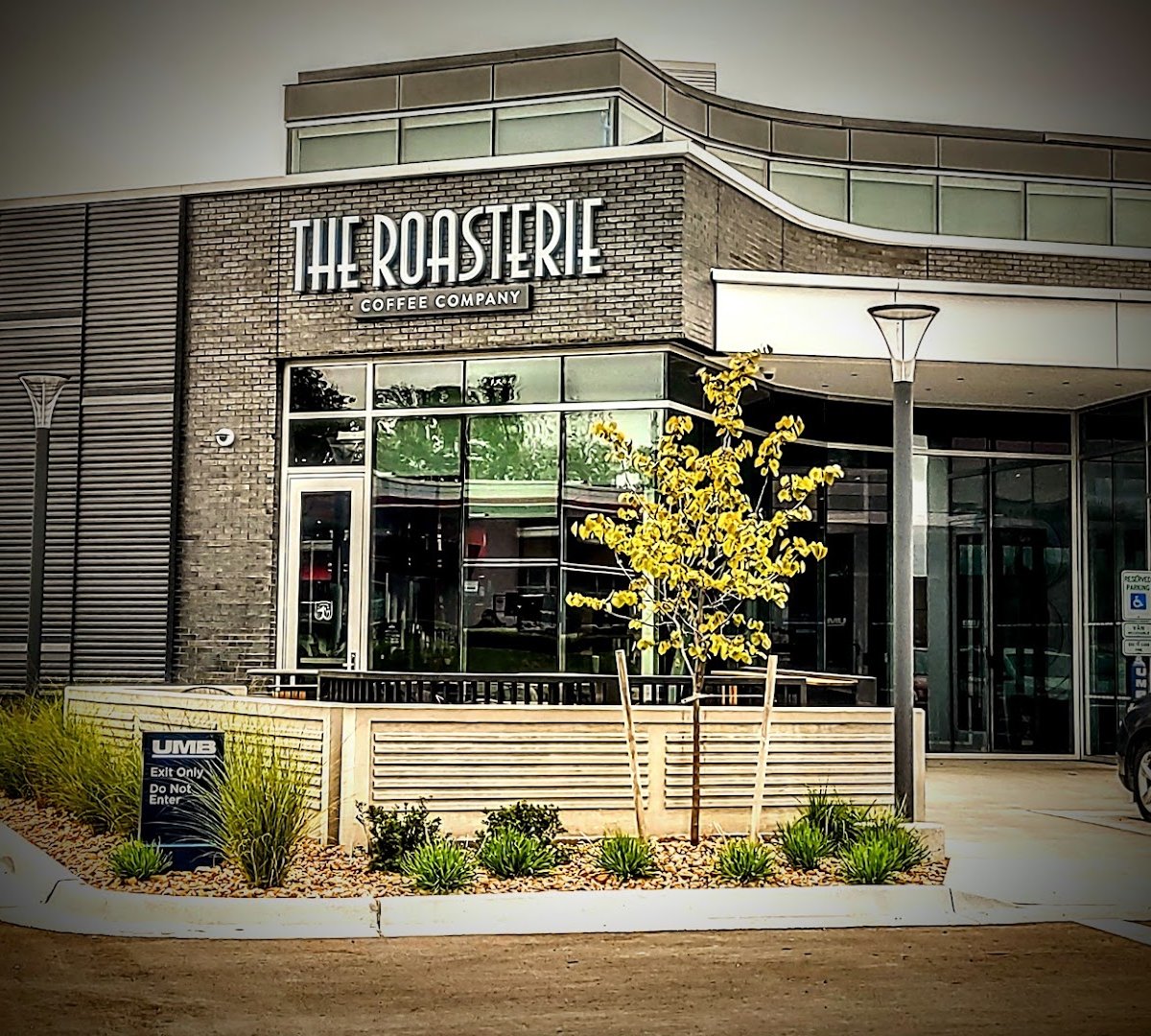 The Roasterie Café | State Line specialty coffee shop in Kansas City - photo 9
