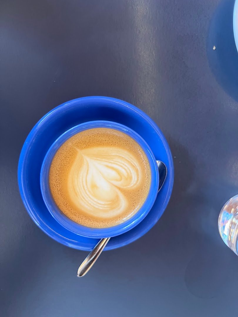 Coffee at Tuttee Fruttee Coffee, specialty coffee shop in Zurich