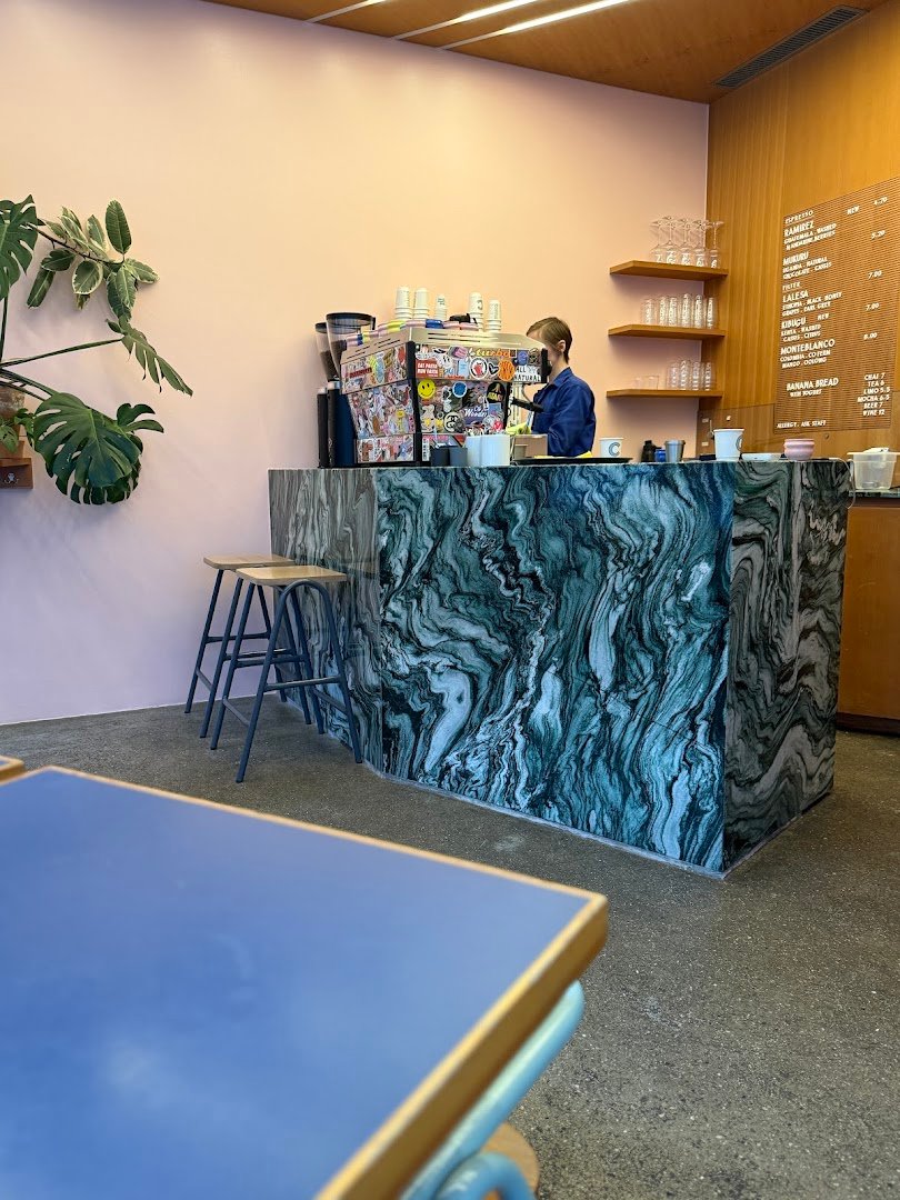 Interior of Tuttee Fruttee Coffee, specialty coffee shop in Zurich