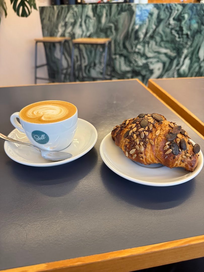 Coffee at Tuttee Fruttee Coffee, specialty coffee shop in Zurich