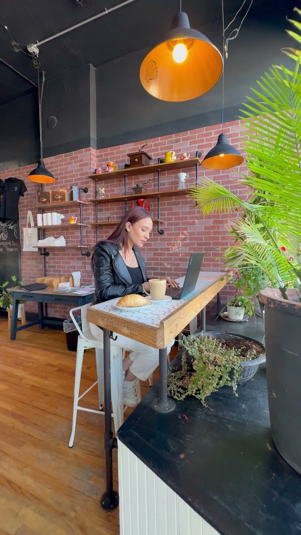 LaTinto Café specialty coffee shop in Denver - photo 5