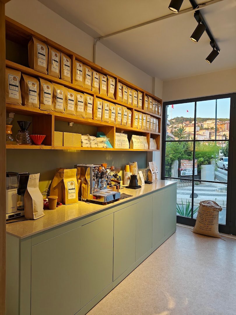 Kilin Coffee Roastery specialty coffee shop in Istanbul - photo 3