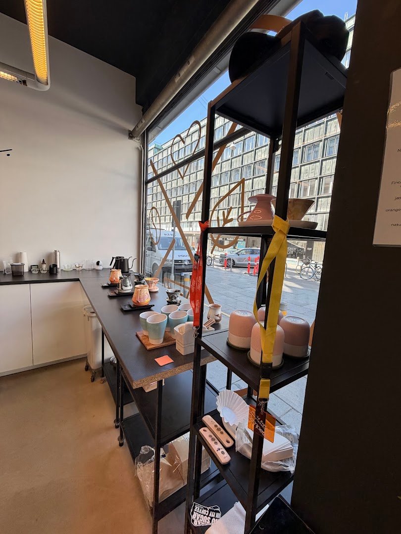 Time. Copenhagen specialty coffee shop in Copenhagen - photo 10