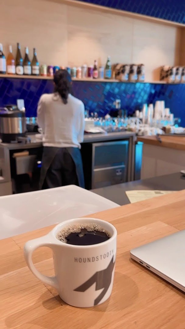 Houndstooth Coffee specialty coffee shop in Austin - photo 8