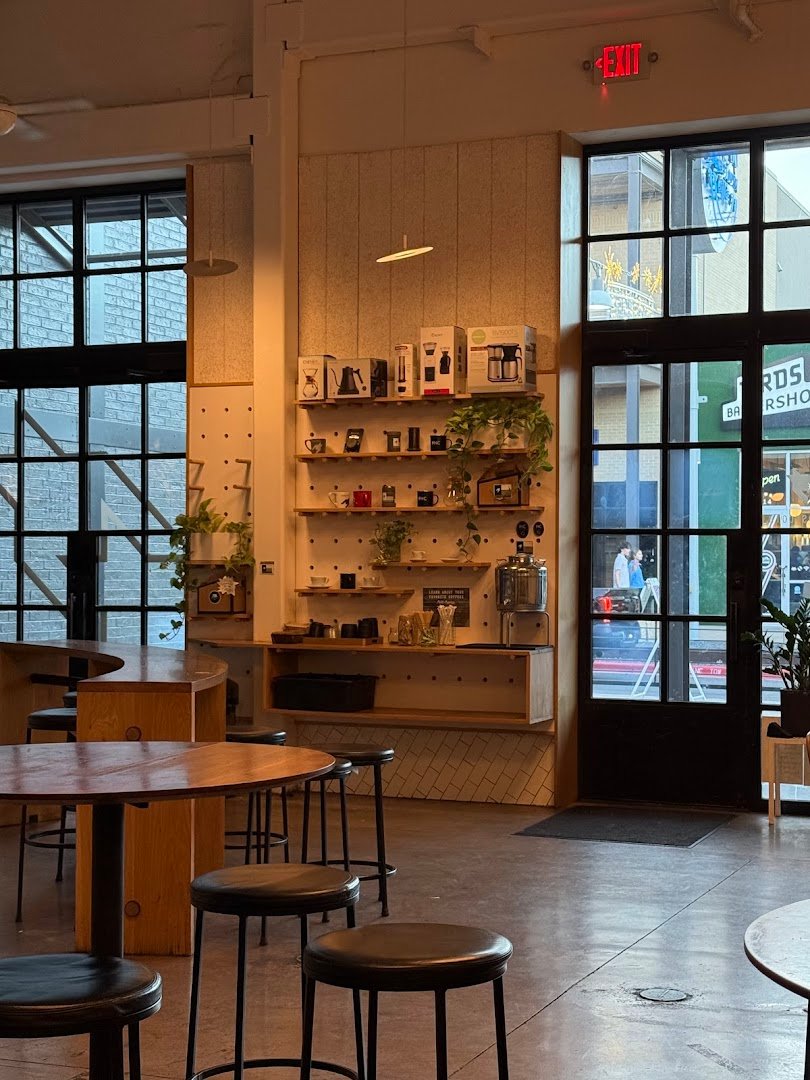 Houndstooth Coffee specialty coffee shop in Austin - photo 9