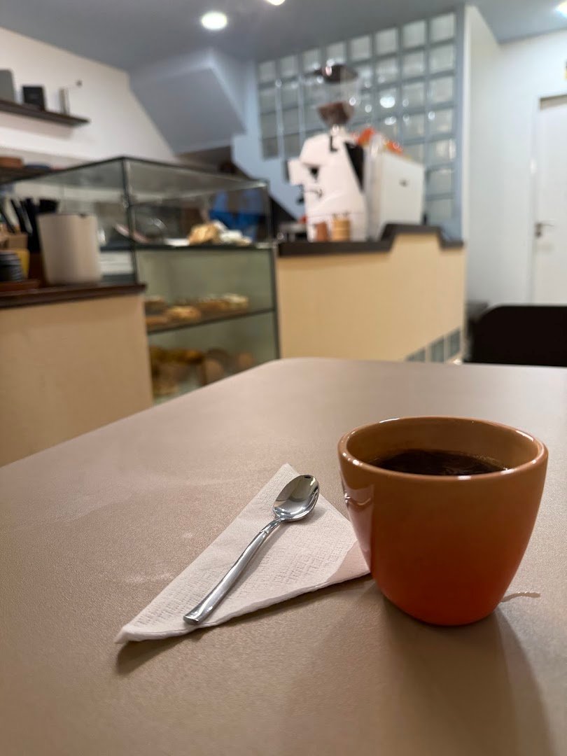 El Jaguar Café de Especialidad specialty coffee shop in Buenos Aires - photo 9