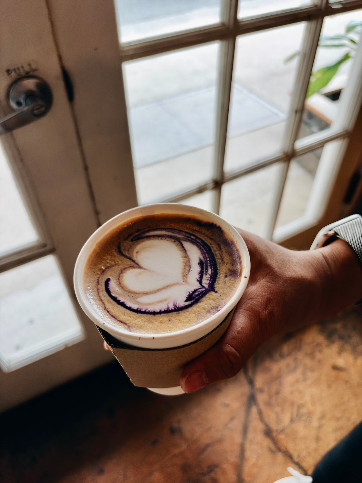 Ali'i Coffee Co. specialty coffee shop in Honolulu - photo 2