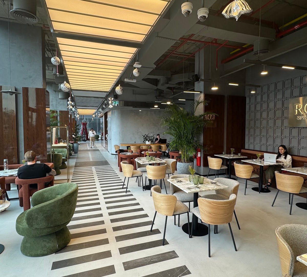 Roasters Specialty Coffee House Dubai Hills specialty coffee shop in Dubai - photo 2