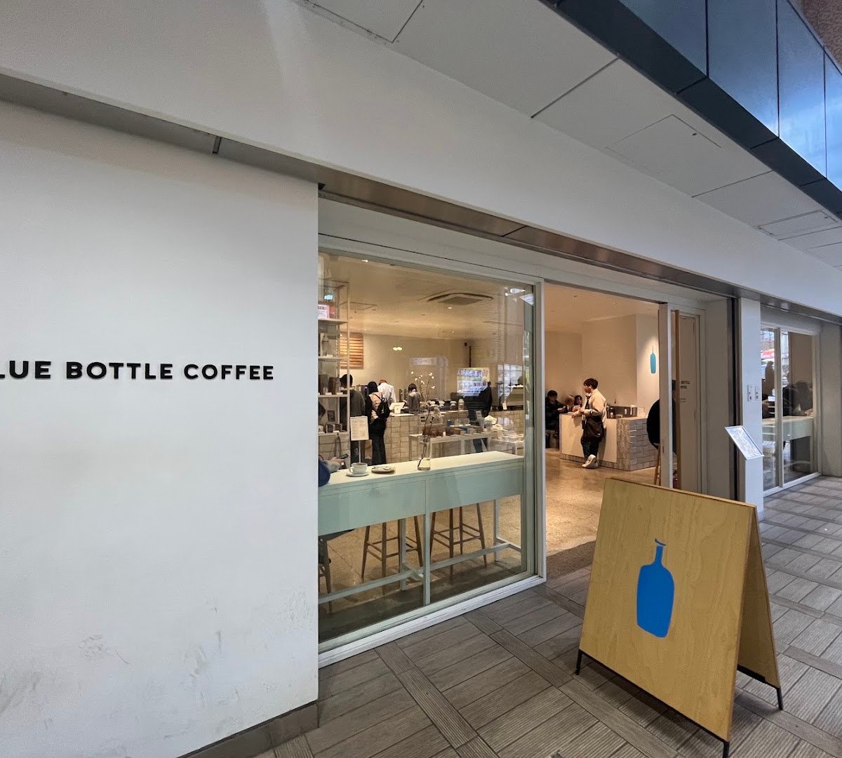 Storefront of Blue Bottle Coffee Ebisu Cafe, specialty coffee shop in Tokyo