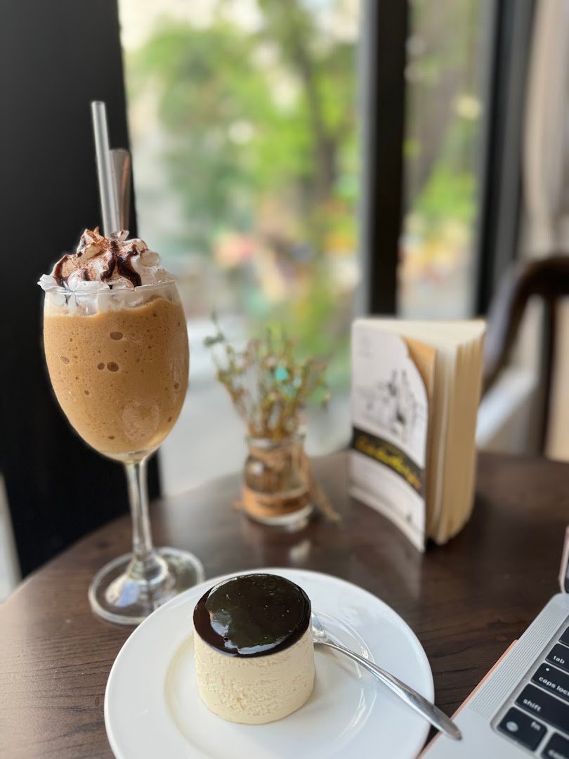 Trung Nguyên Legend Café specialty coffee shop in Ho Chi Minh City - photo 3