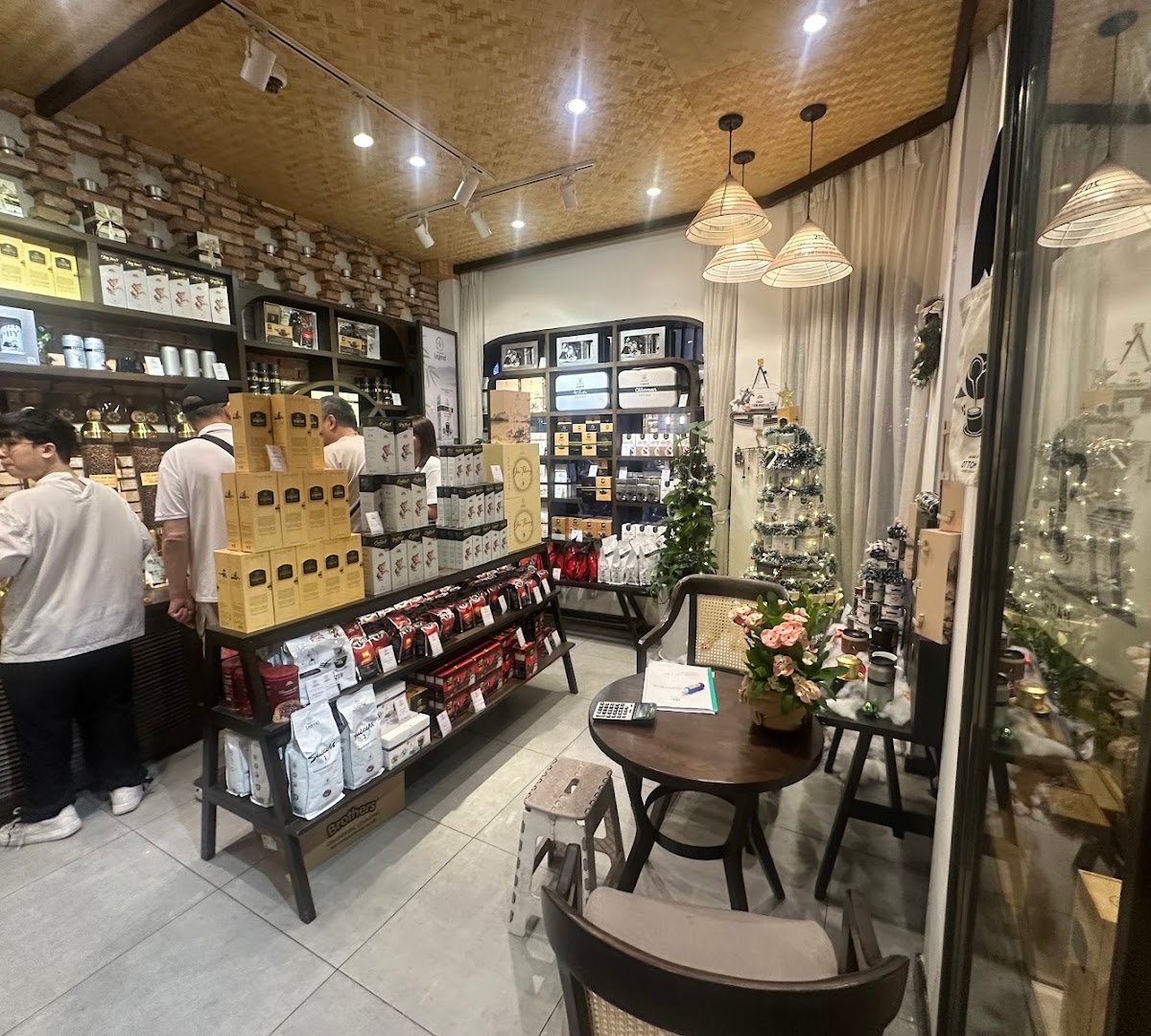 Trung Nguyên Legend Café specialty coffee shop in Ho Chi Minh City - photo 5