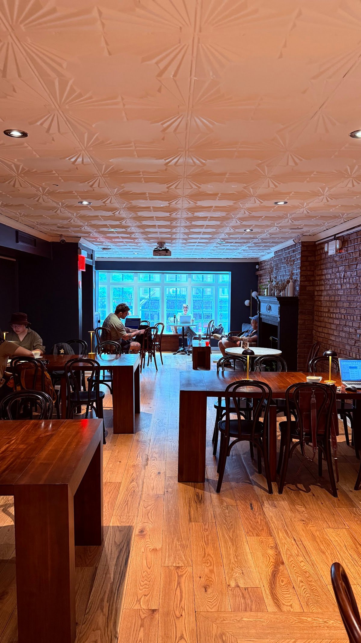 Moshava Coffee specialty coffee shop in New York - photo 6