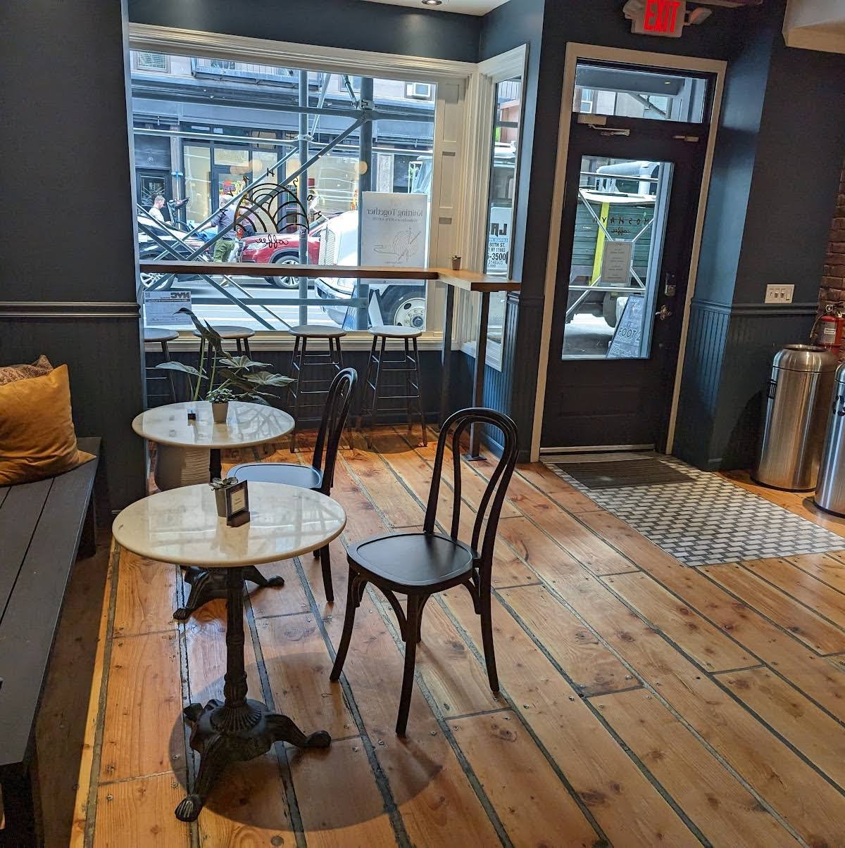 Moshava Coffee specialty coffee shop in New York - photo 9