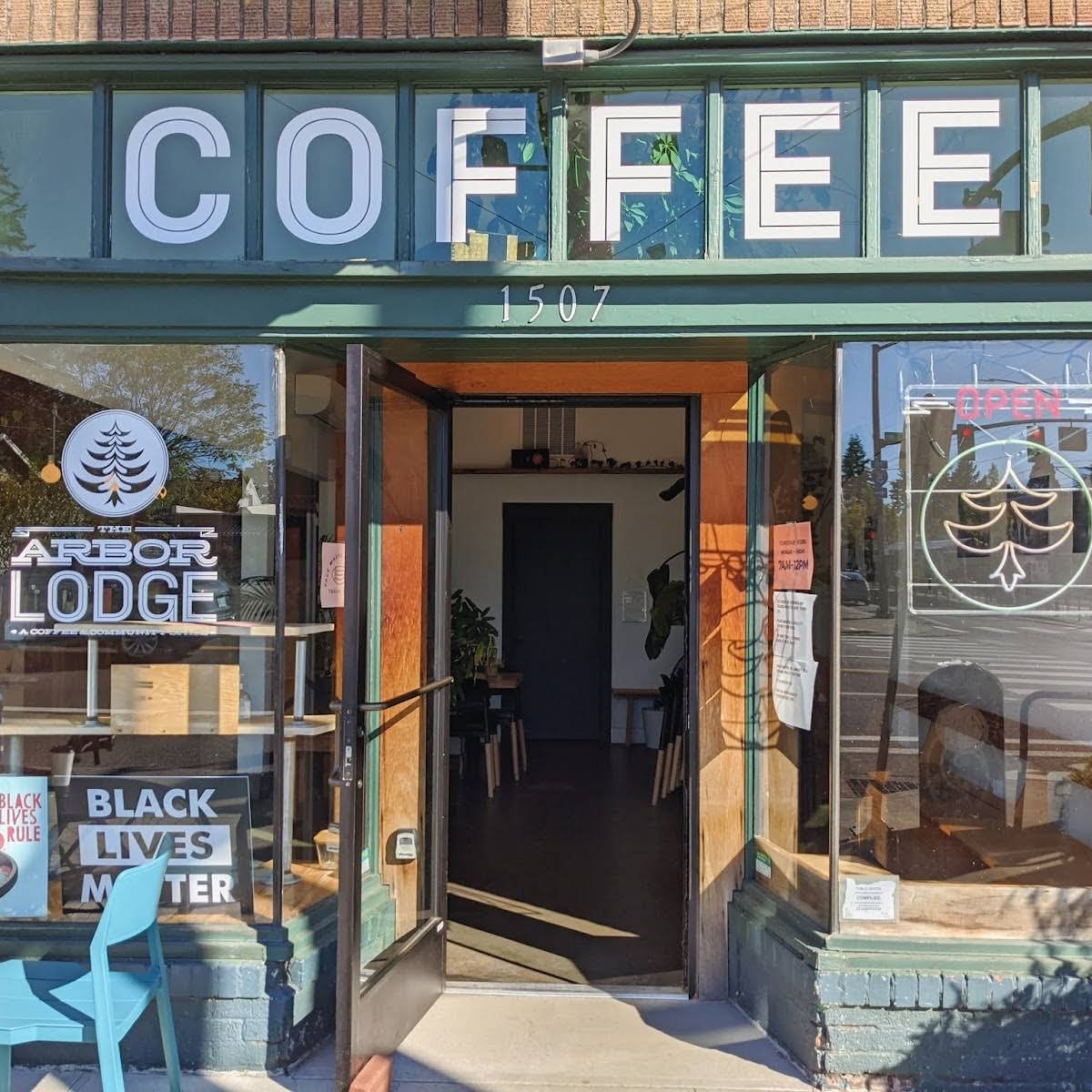 Futura Coffee Roasters - Arbor Lodge specialty coffee shop in Portland - photo 7