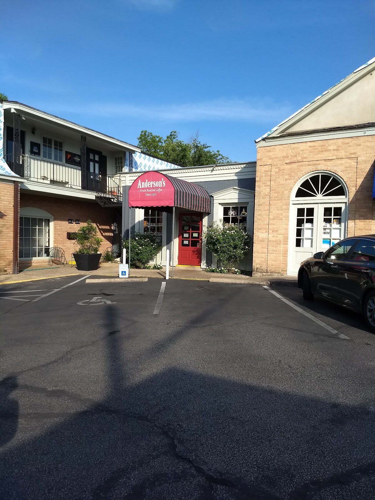 Anderson's Coffee Co specialty coffee shop in Austin - photo 5