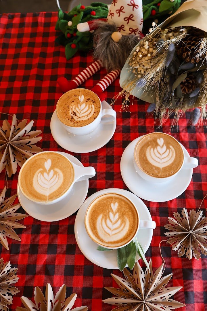 Black Dog Coffeehouse specialty coffee shop in Kansas City - photo 2