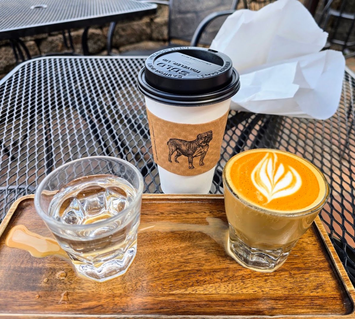 Black Dog Coffeehouse specialty coffee shop in Kansas City - photo 4