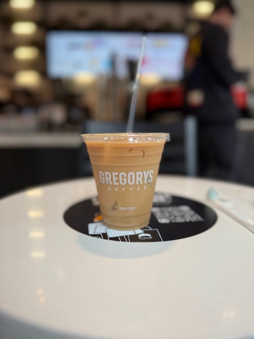 Gregorys Coffee specialty coffee shop in New York - photo 8