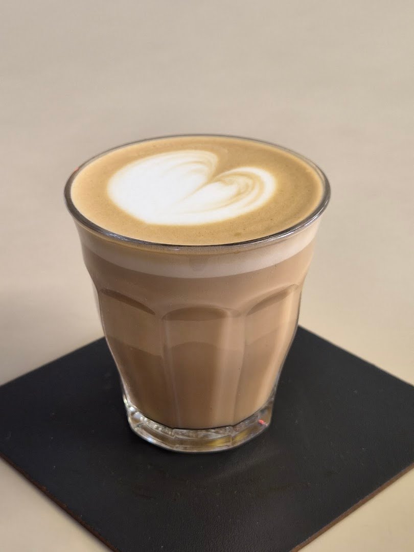 Cafè Local specialty coffee shop in Barcelona - photo 6