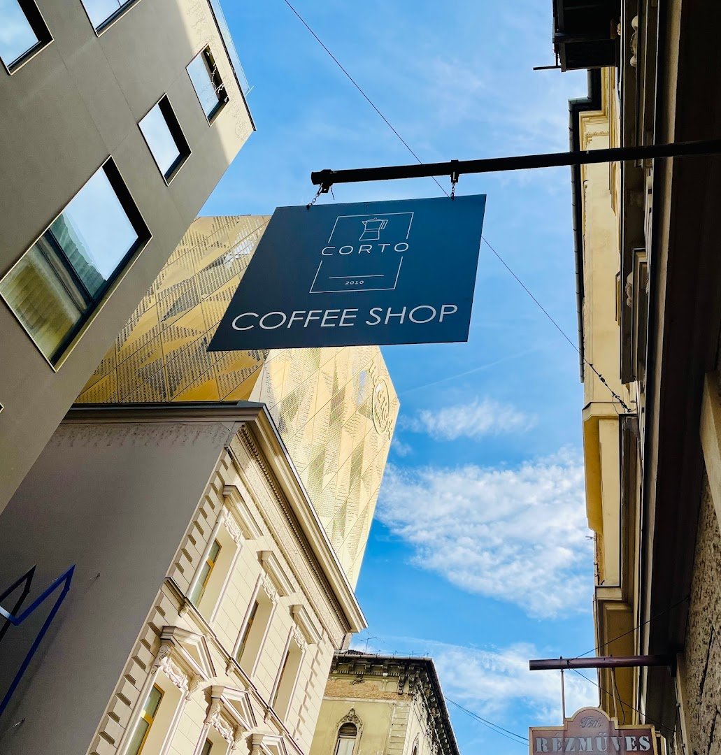 CORTO specialty coffee shop in Budapest - photo 3
