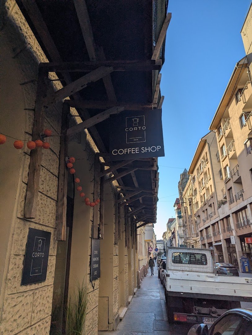 CORTO specialty coffee shop in Budapest - photo 7