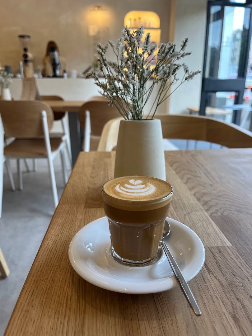 Coffee at KUL COFFEE, specialty coffee shop in Edinburgh