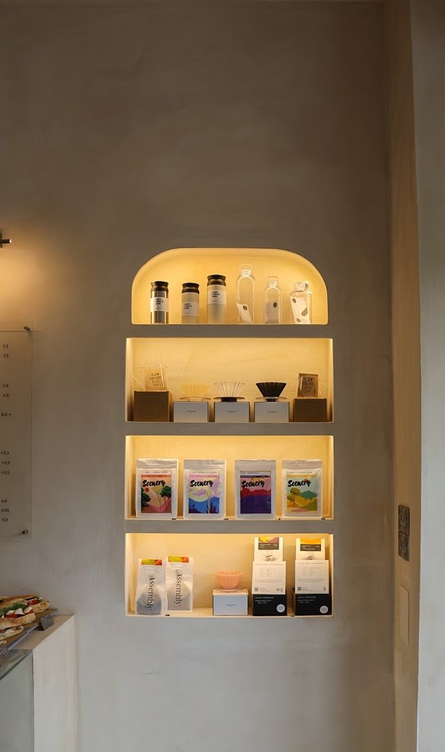 Interior of KUL COFFEE, specialty coffee shop in Edinburgh