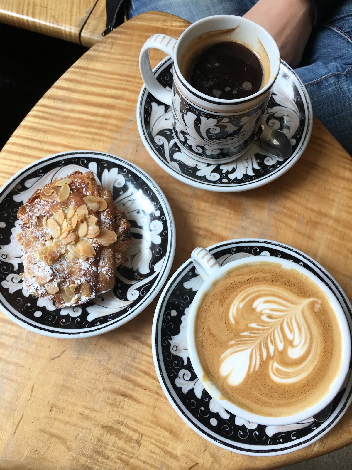 La Colombe Coffee Workshop specialty coffee shop in New York - photo 4