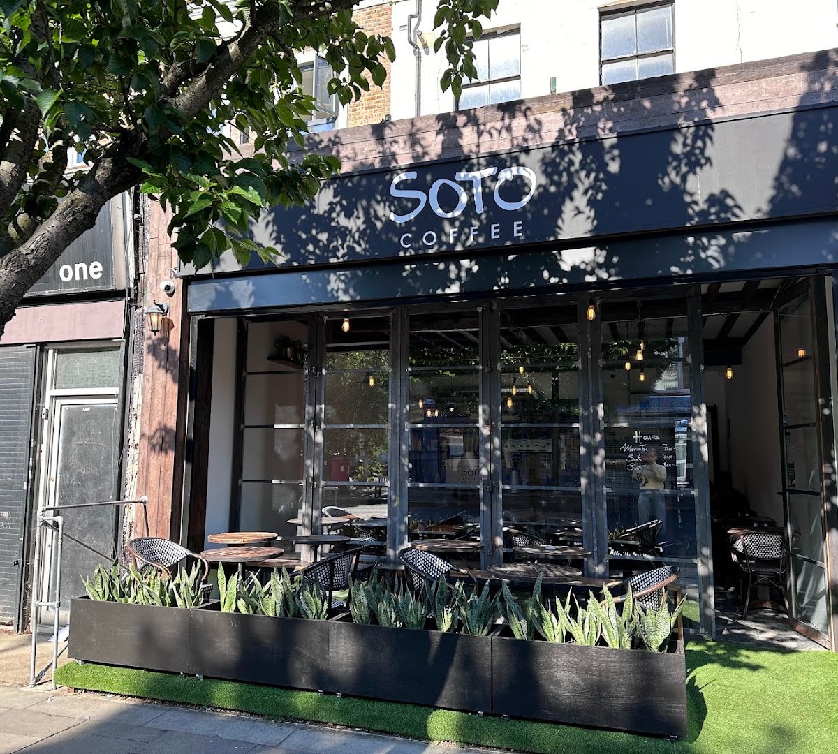 Soto Coffee specialty coffee shop in London - photo 2