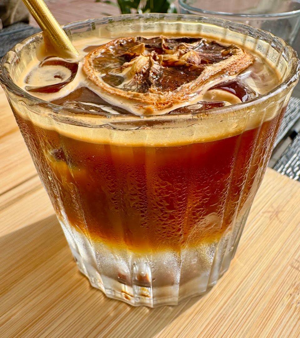 Coffee at El Cafetero Plac Zbawiciela, specialty coffee shop in Warsaw