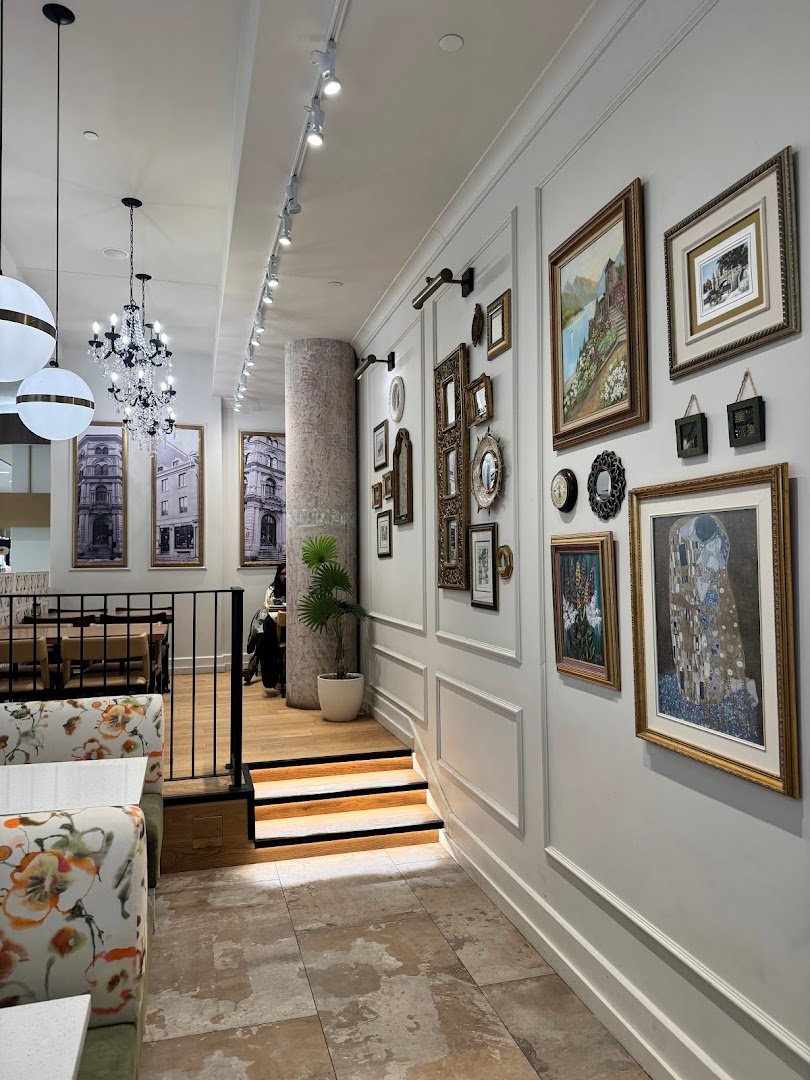 Interior of Tommy Café, specialty coffee shop in Montreal