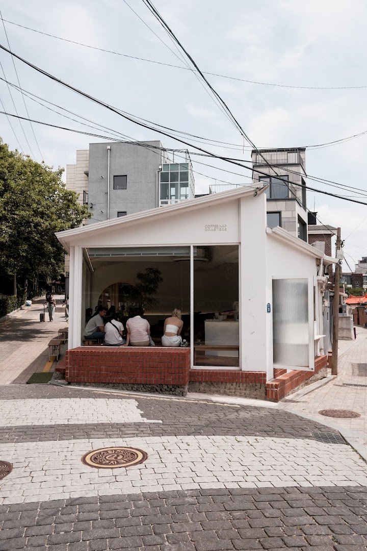Storefront of Coffee Nap Roasters Yeonnam, specialty coffee shop in Seoul