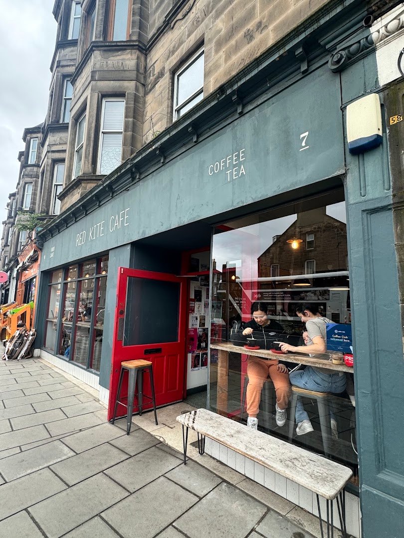 Storefront of Red Kite Café, specialty coffee shop in Edinburgh