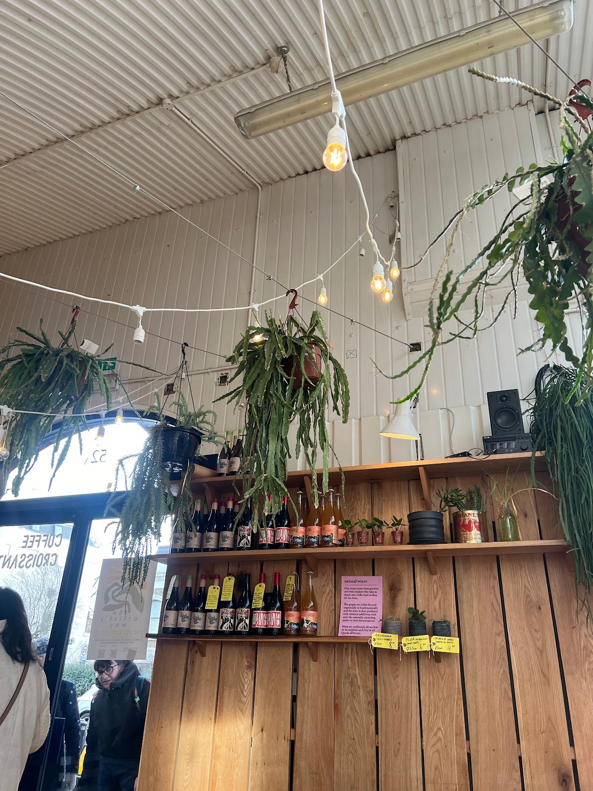 The Fields Beneath specialty coffee shop in London - photo 3