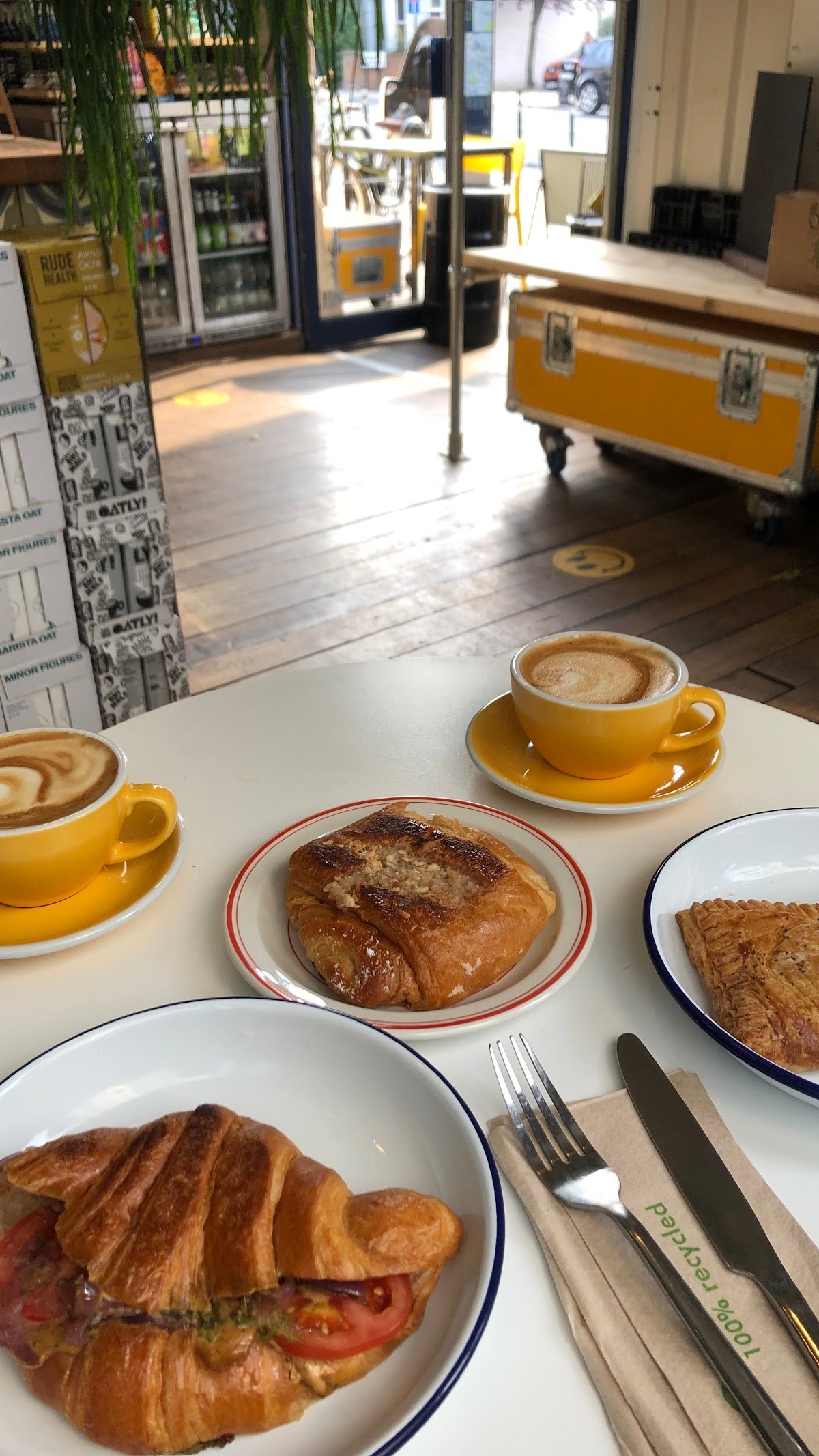 The Fields Beneath specialty coffee shop in London - photo 5