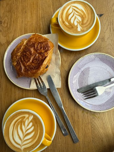 The Fields Beneath specialty coffee shop in London - photo 10