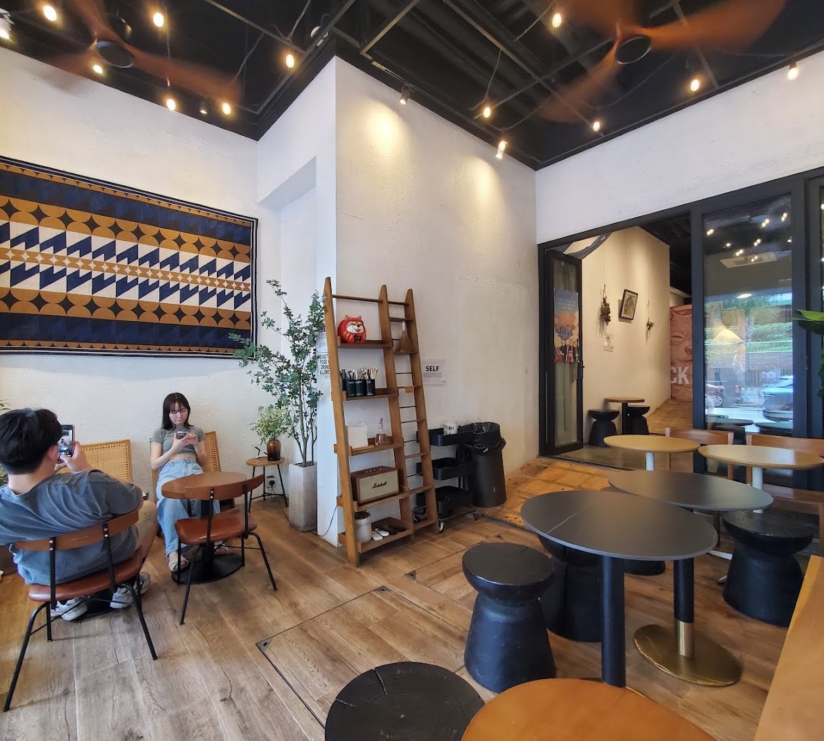 Interior of Black Sugar Coffee & Lifestyle, specialty coffee shop in Hong Kong