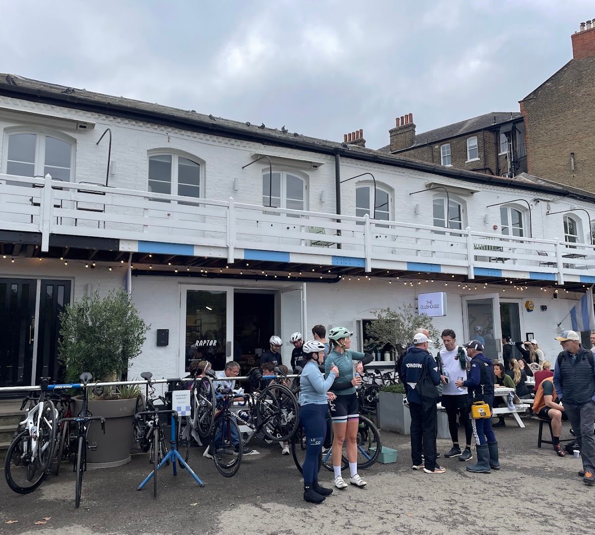 The Clubhouse | Raptor Bikes specialty coffee shop in London - photo 6