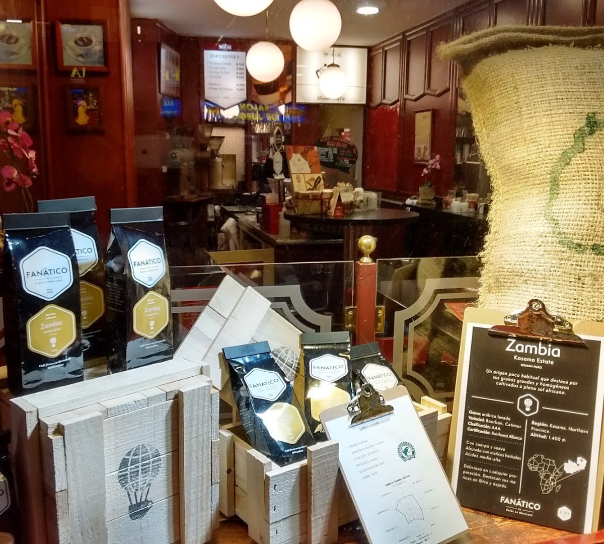Cafés La Mexicana specialty coffee shop in Madrid - photo 7