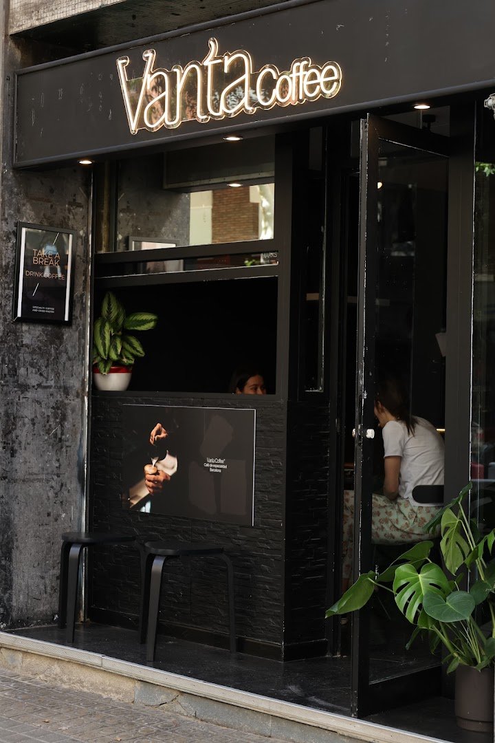 Vanta Coffee specialty coffee shop in Barcelona - photo 9
