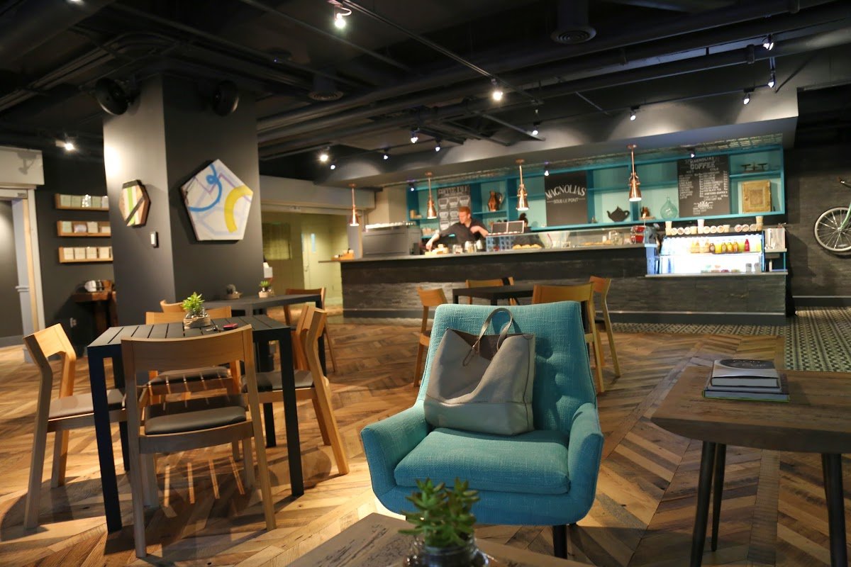 Magnolias Sous Le Pont specialty coffee shop in Dallas - photo 2