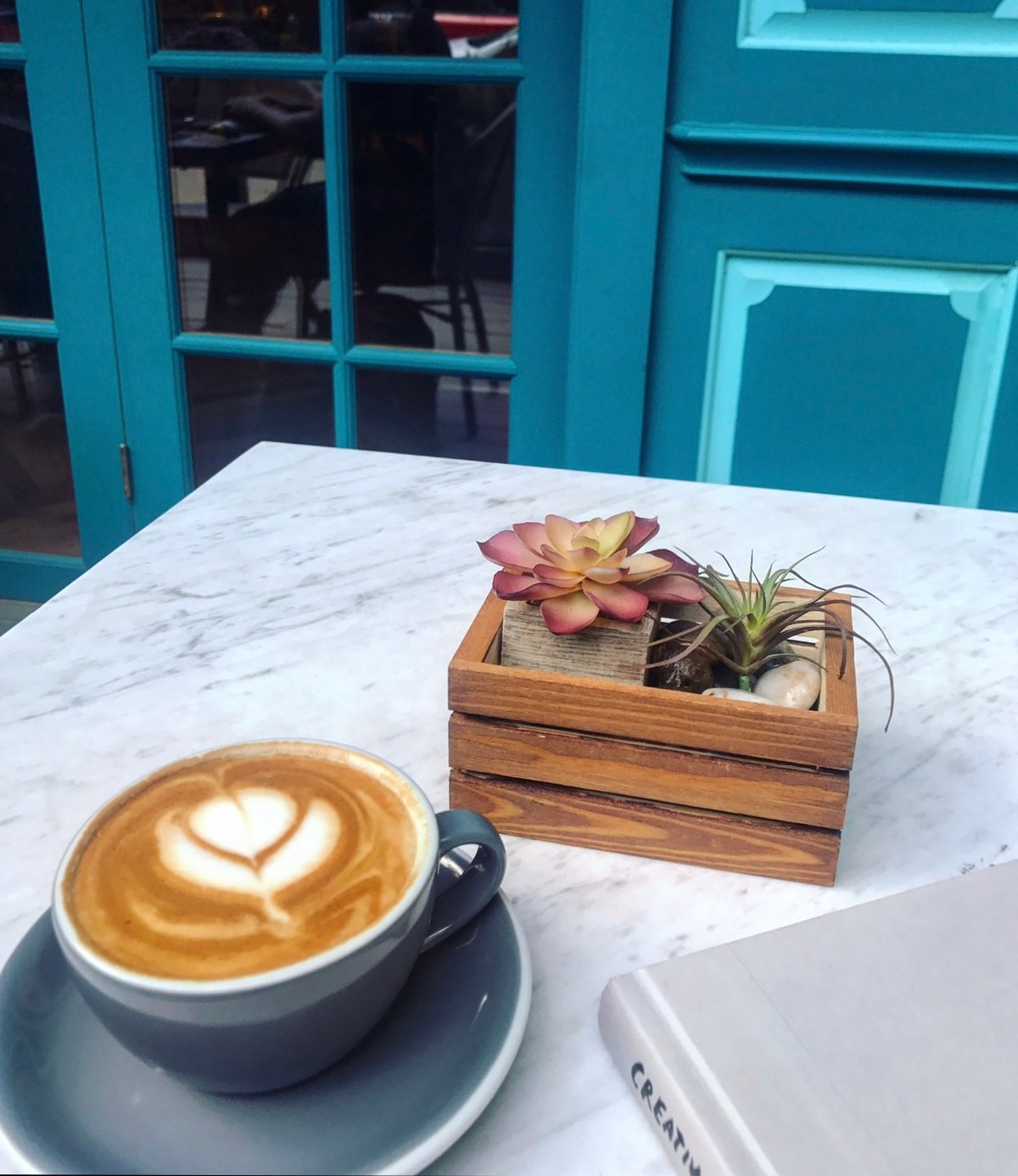 Magnolias Sous Le Pont specialty coffee shop in Dallas - photo 9