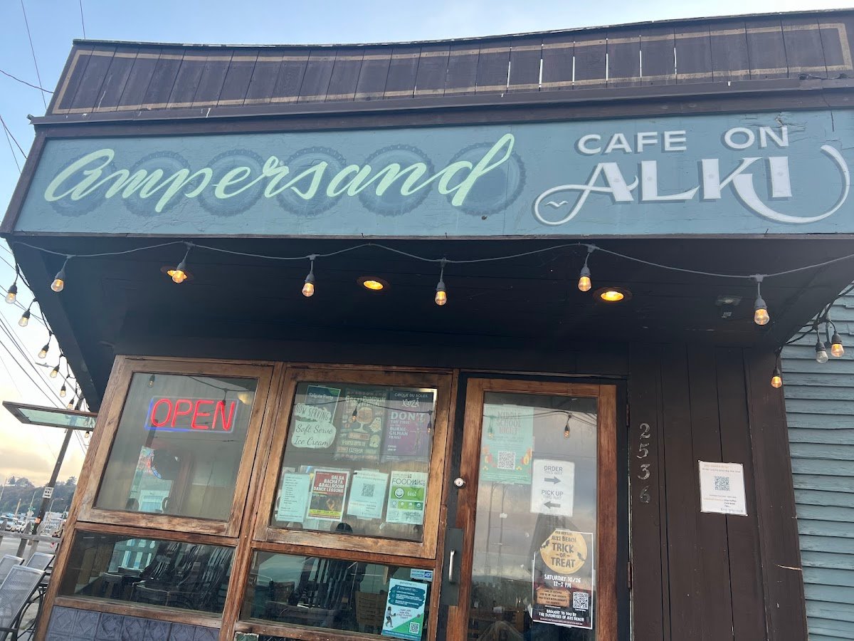 Ampersand Cafe on Alki specialty coffee shop in Seattle - photo 3