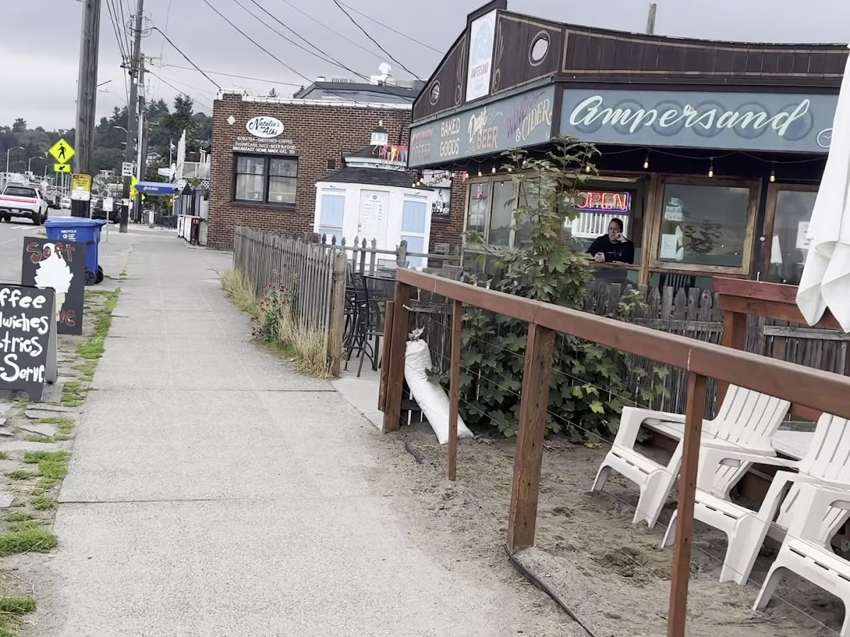 Ampersand Cafe on Alki specialty coffee shop in Seattle - photo 8