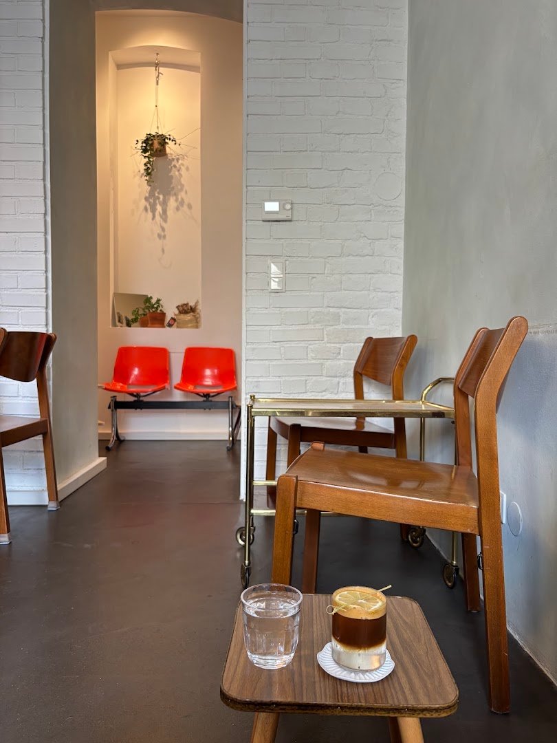 Interior of small batch, specialty coffee shop in Vienna