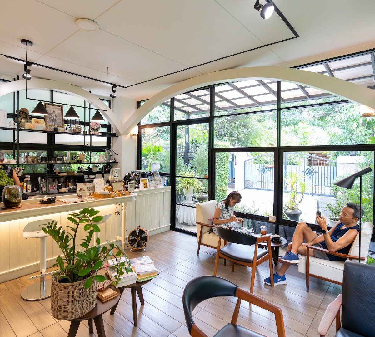 Kreum cafe specialty coffee shop in Bangkok - photo 3