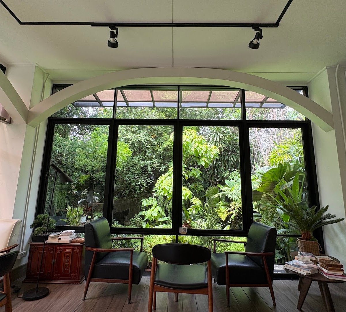 Kreum cafe specialty coffee shop in Bangkok - photo 4