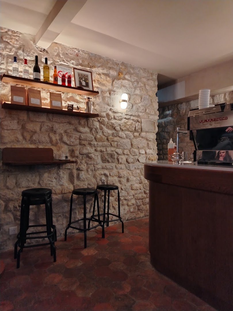 Constant. specialty coffee shop in Paris - photo 5