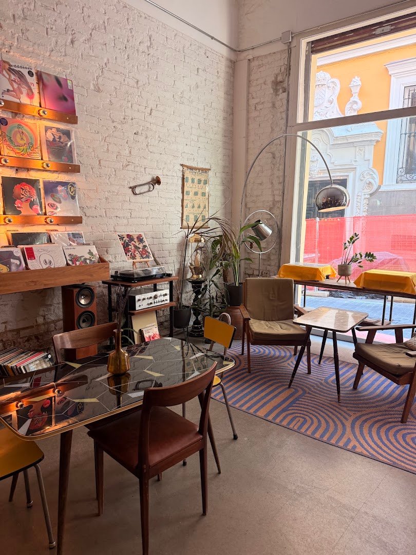 Faraday specialty coffee shop in Madrid - photo 2